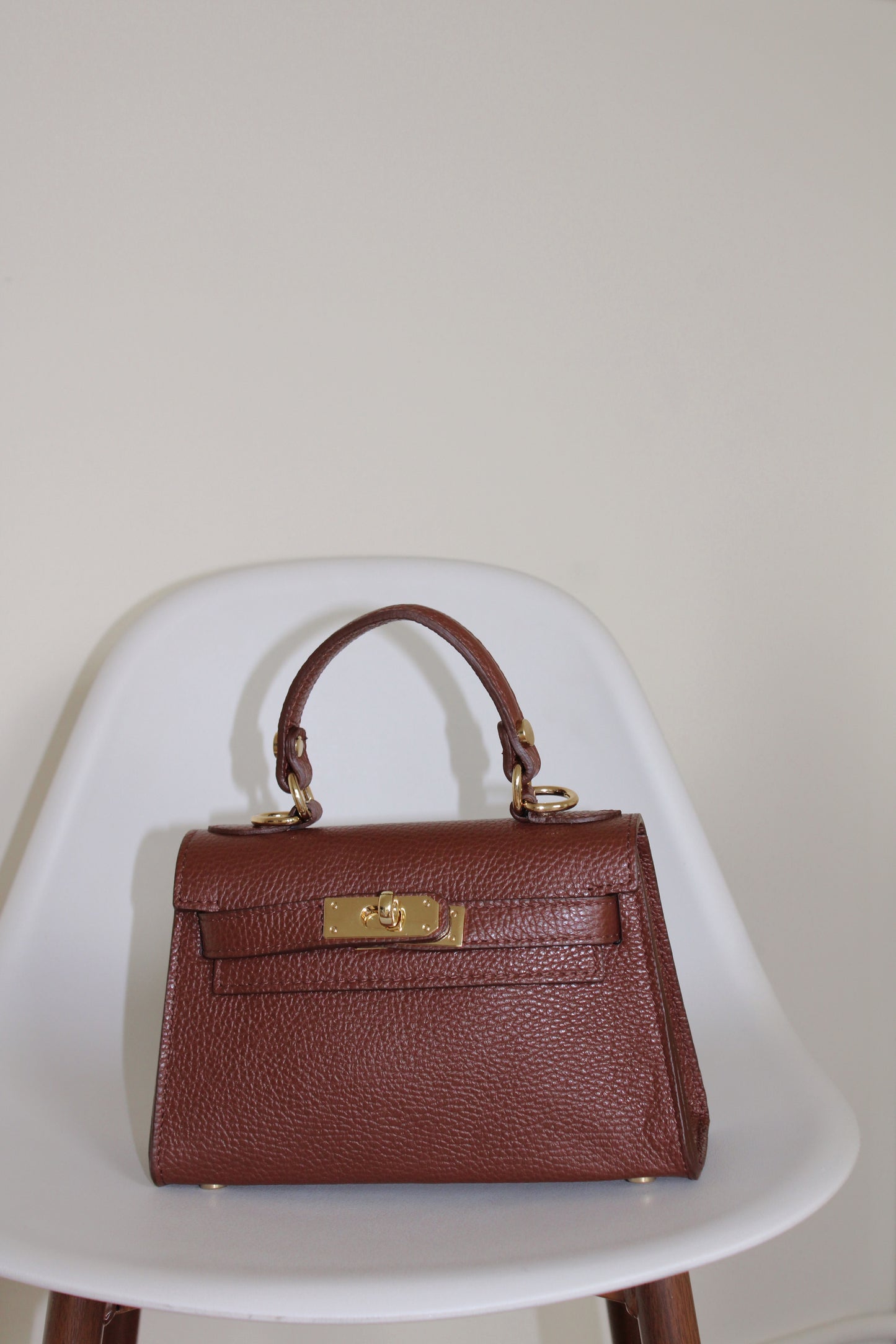 The Janáe Mini Handbag - Brownstone Château