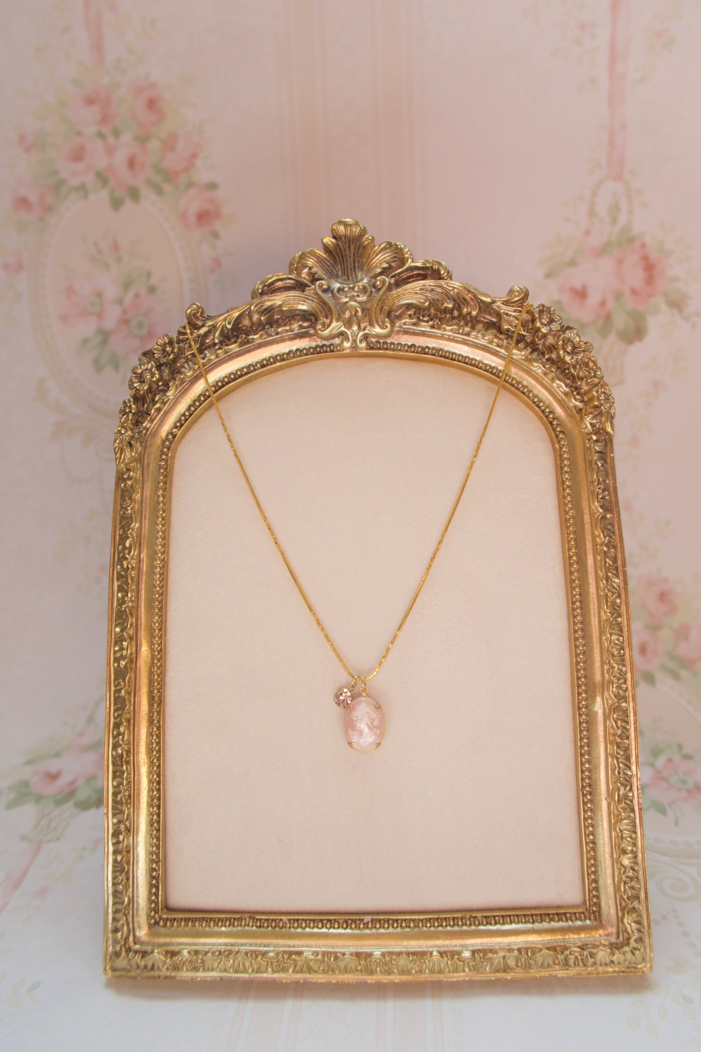 The Blushing Duchess Necklace