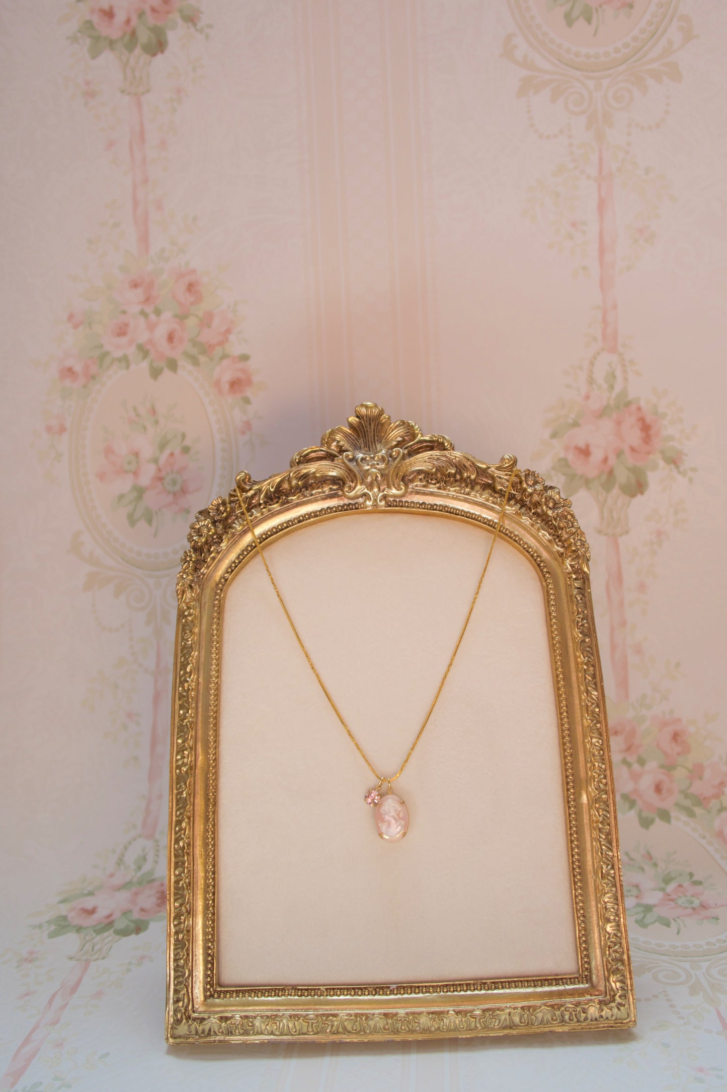 The Blushing Duchess Necklace