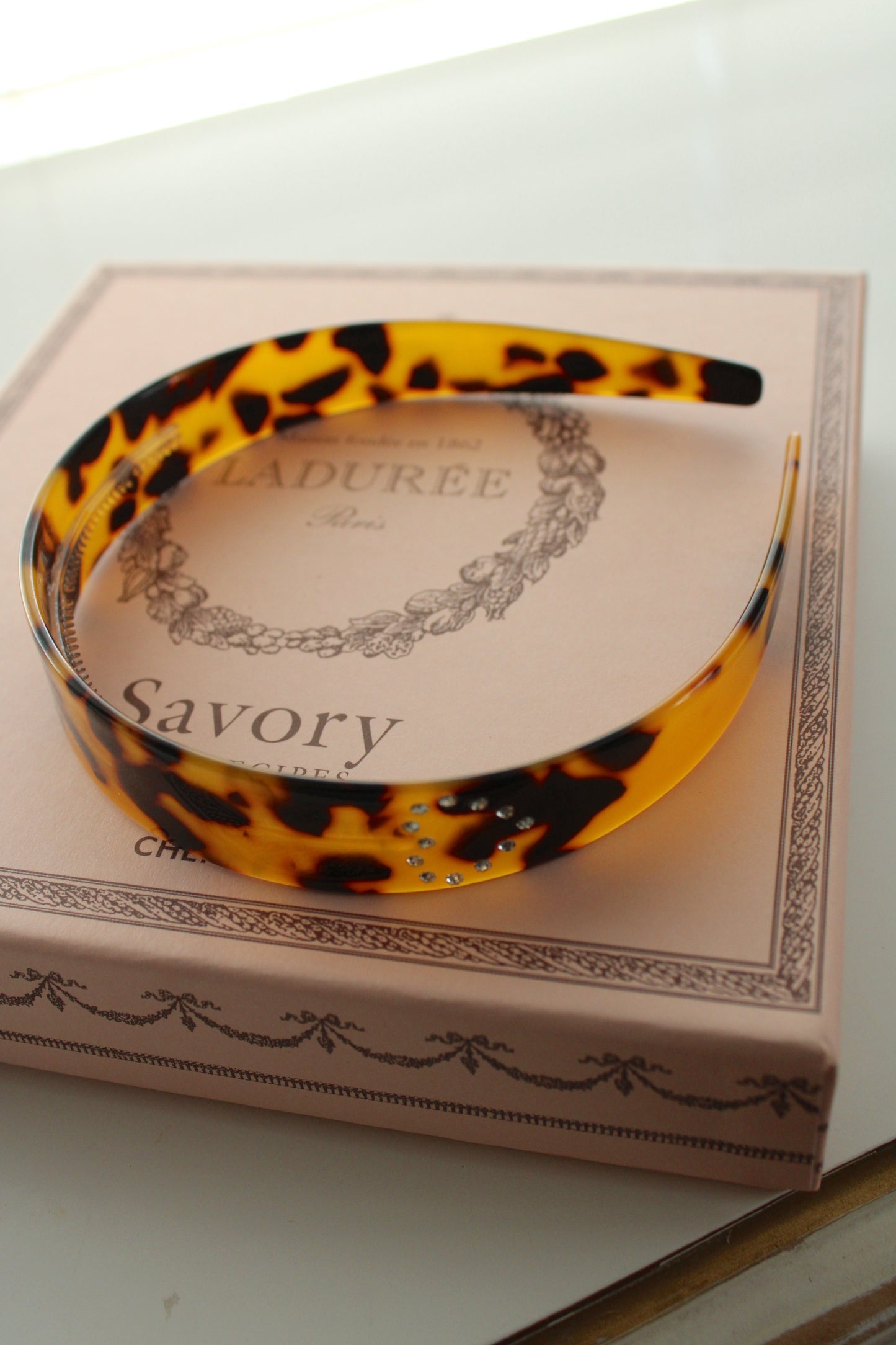 The Tortoise Étoile Headband