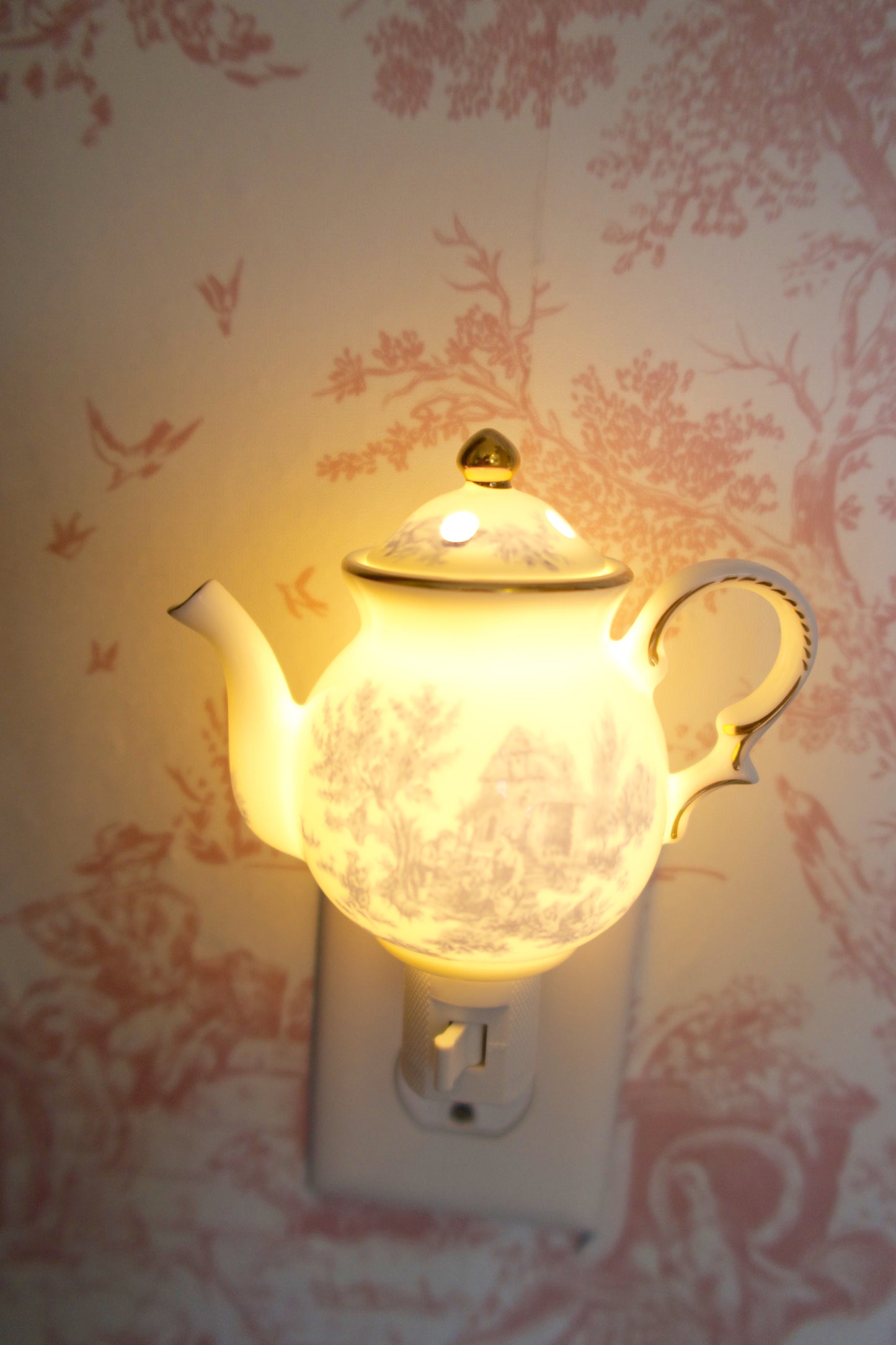 Cinderella’s Tea Time Night Light