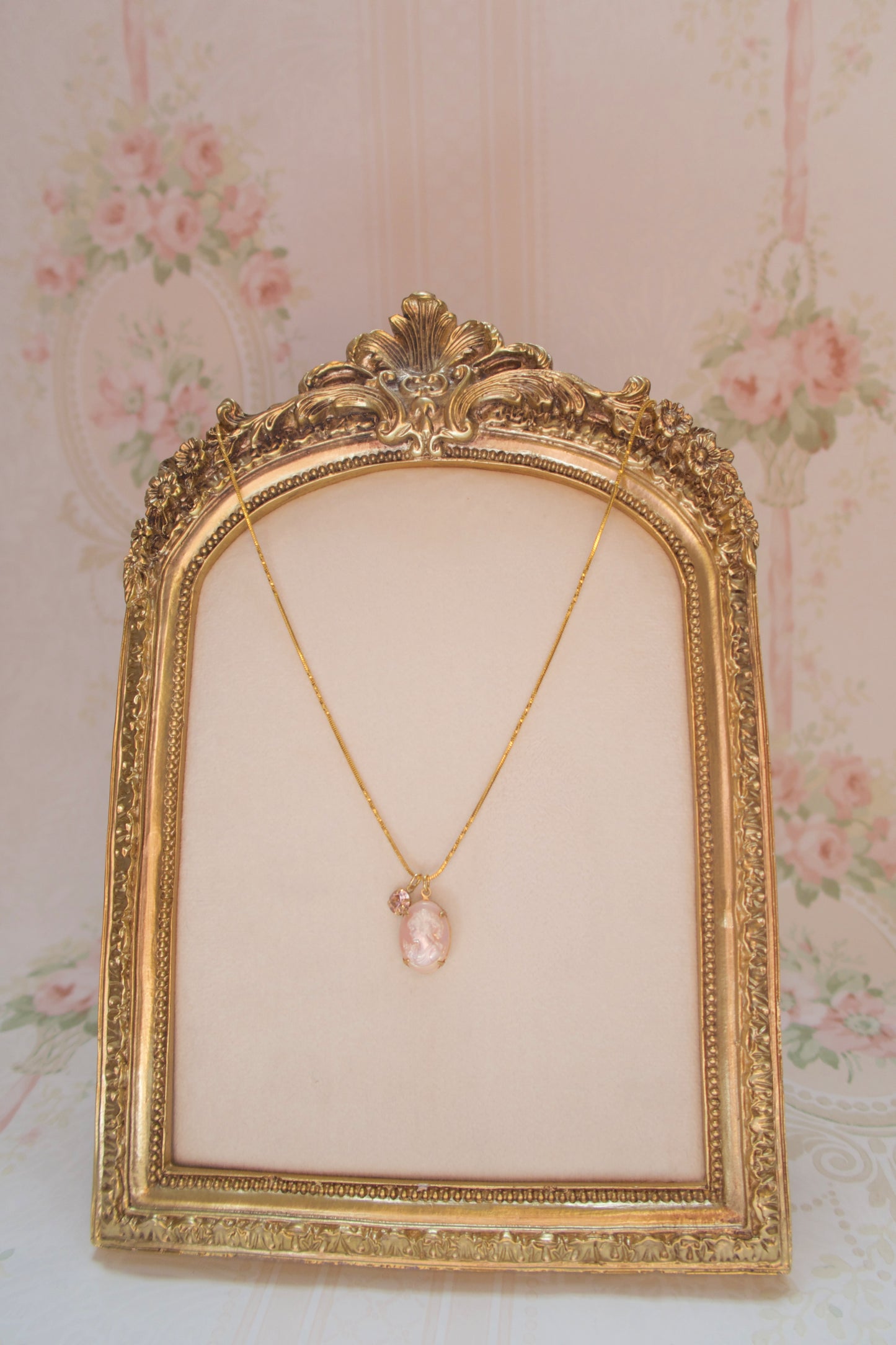 The Blushing Duchess Necklace