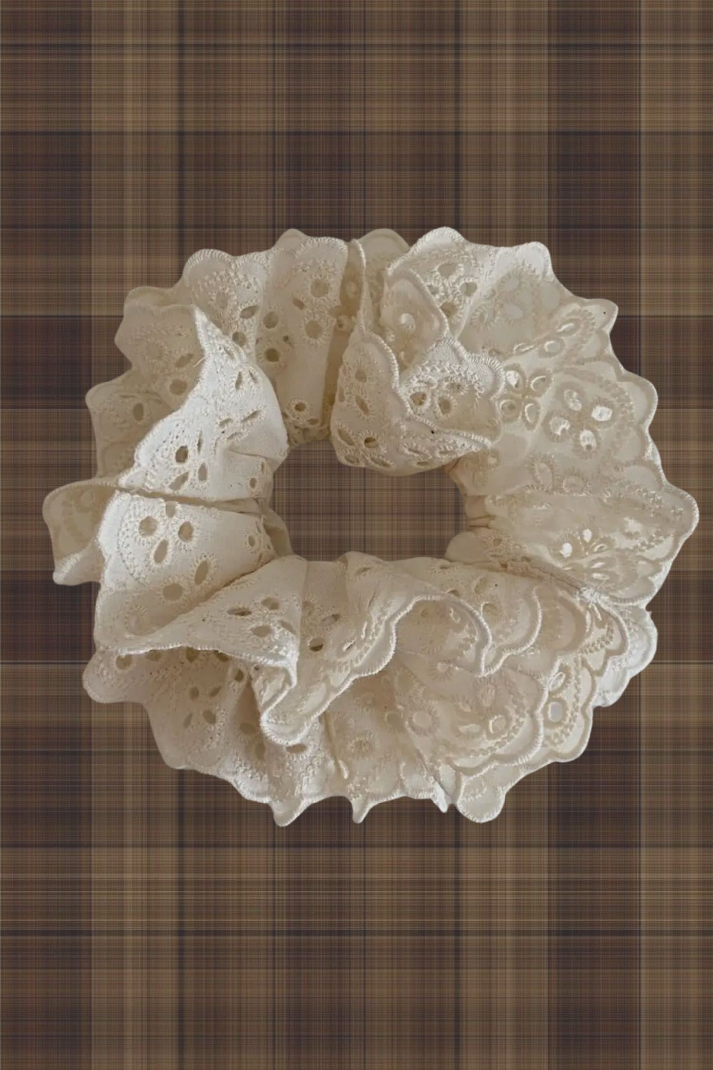 Fleur d’Anglaise Scrunchie