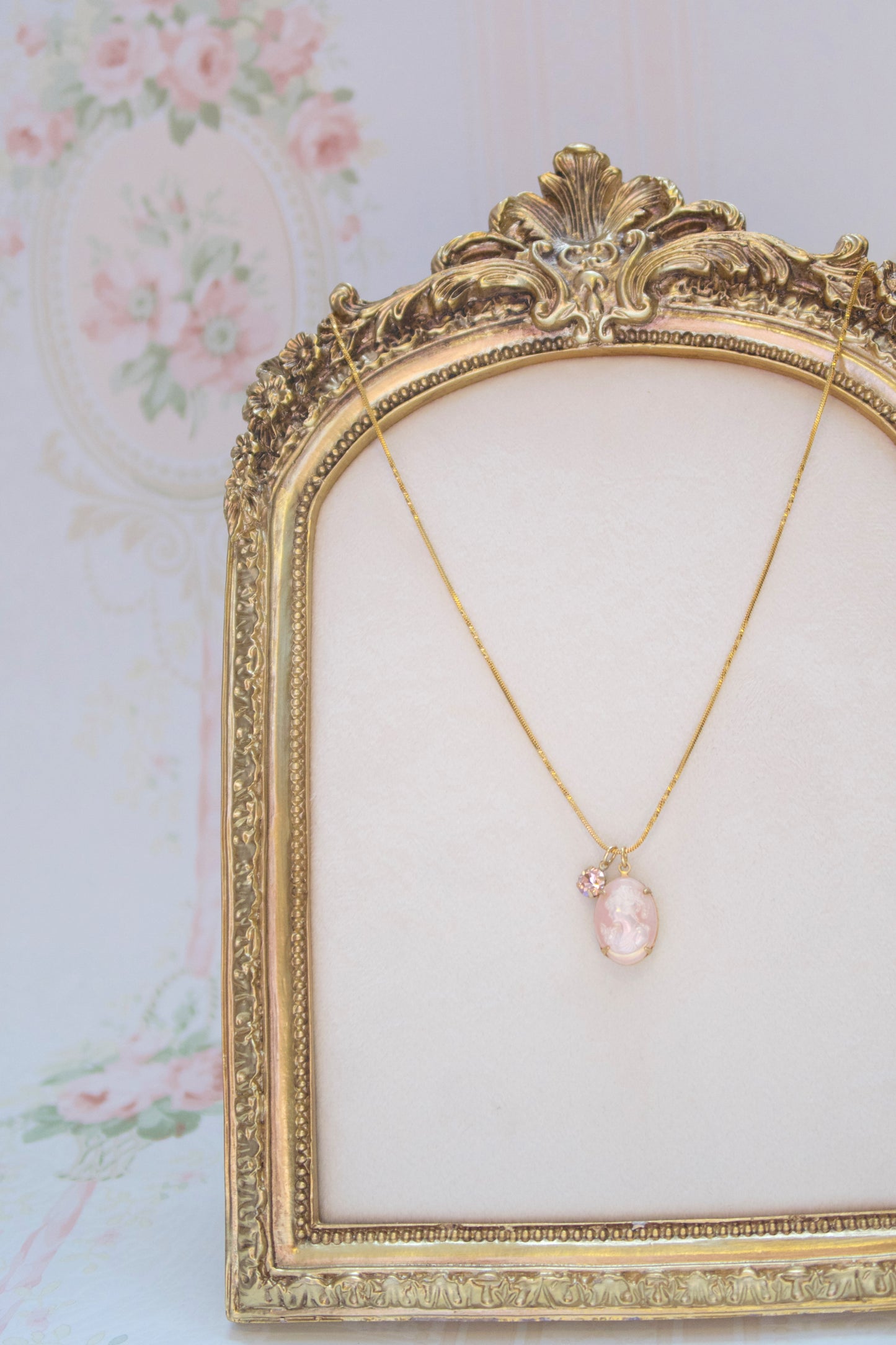 The Blushing Duchess Necklace