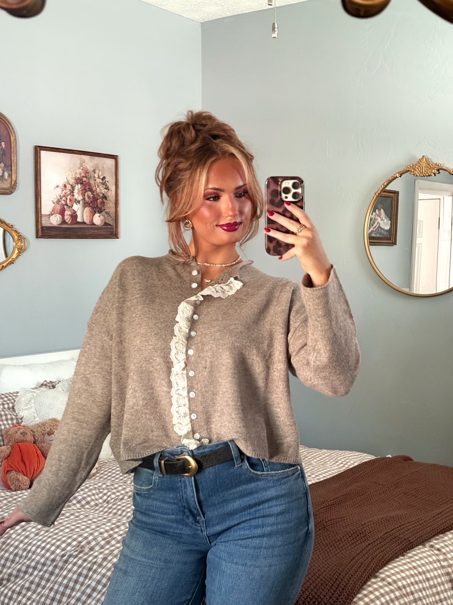 The Versailles Lace Cardigan - Light Mocha