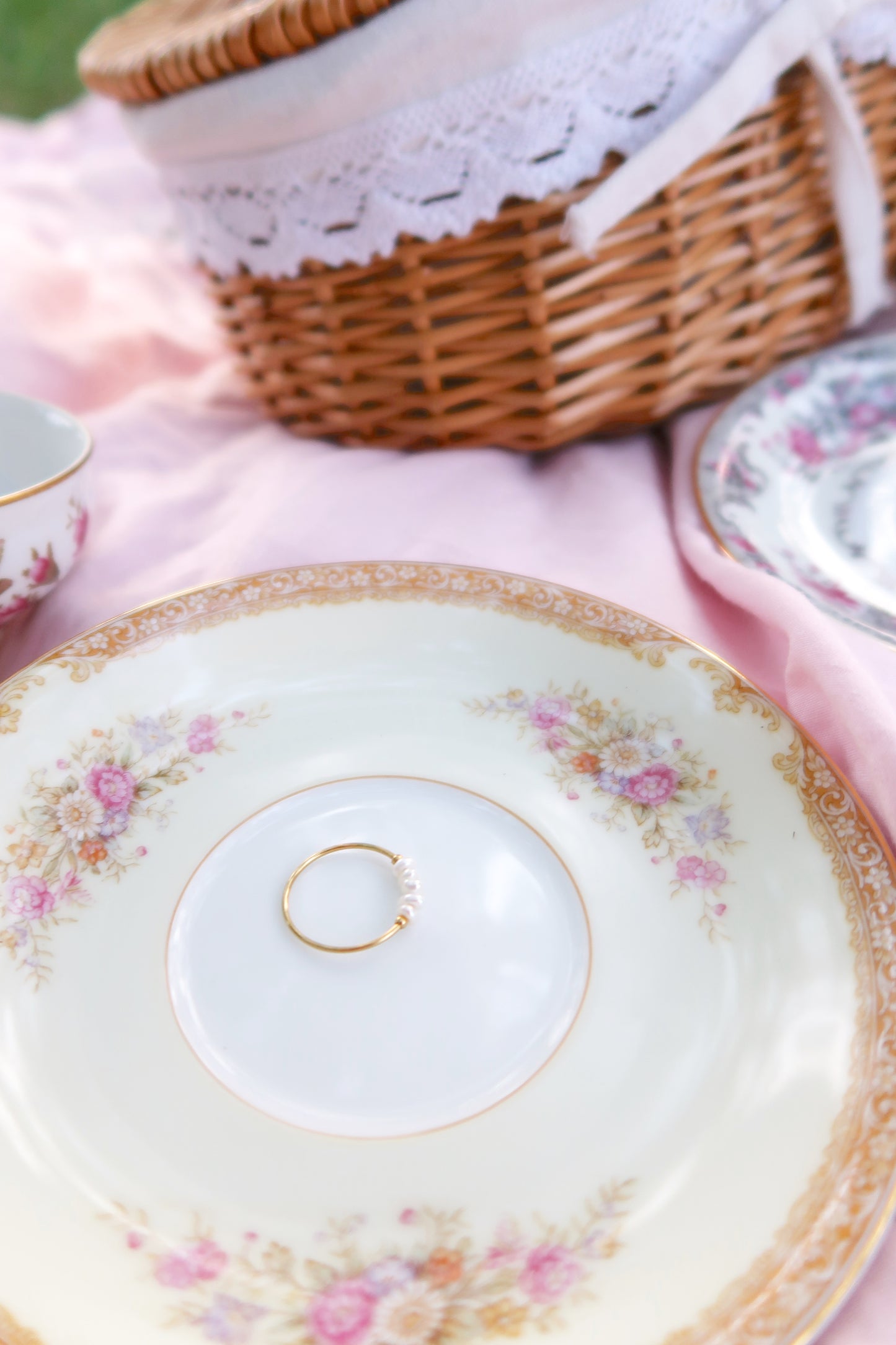 Pearls Of The Picnic Ring