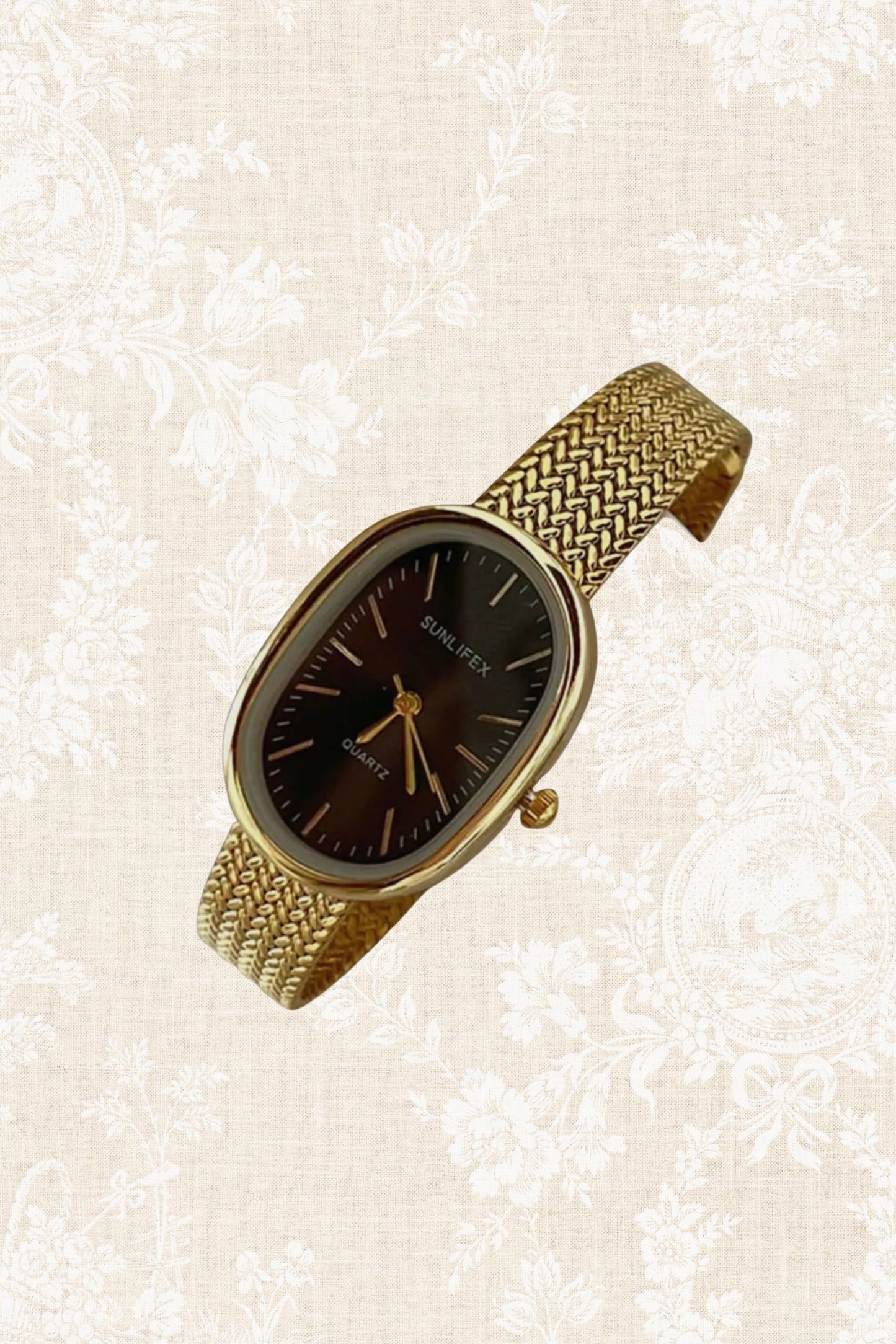 The Marais Timepiece