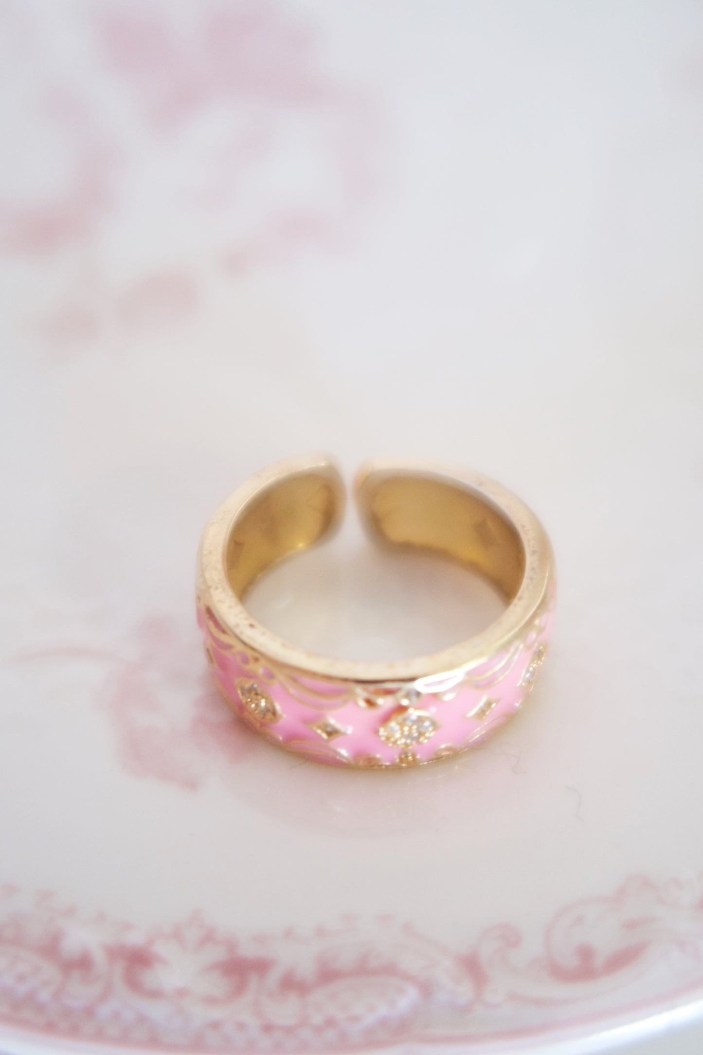 Vintage Victorian Ring - Pink