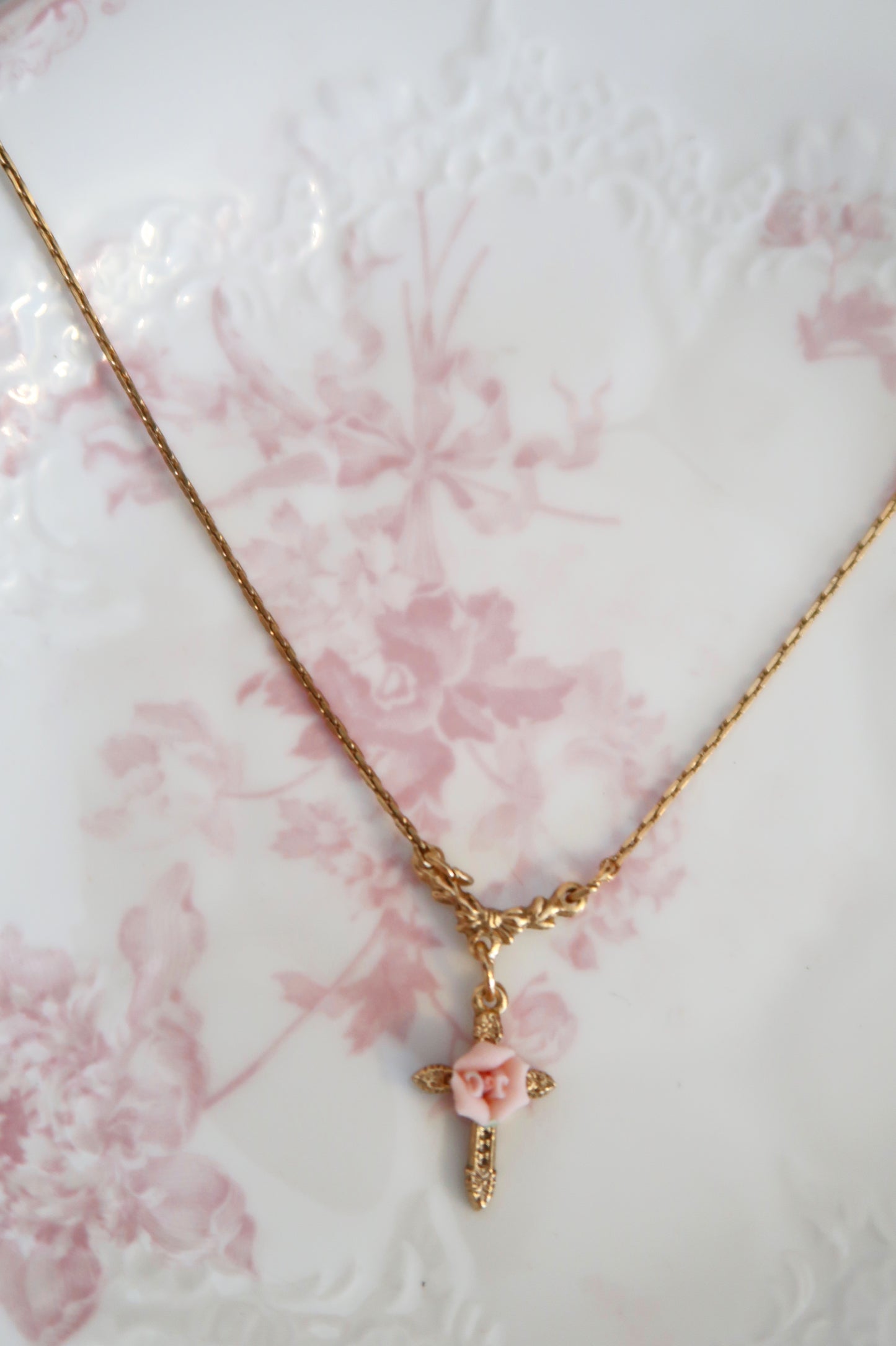 Belle’s Fleur & Faith Necklace