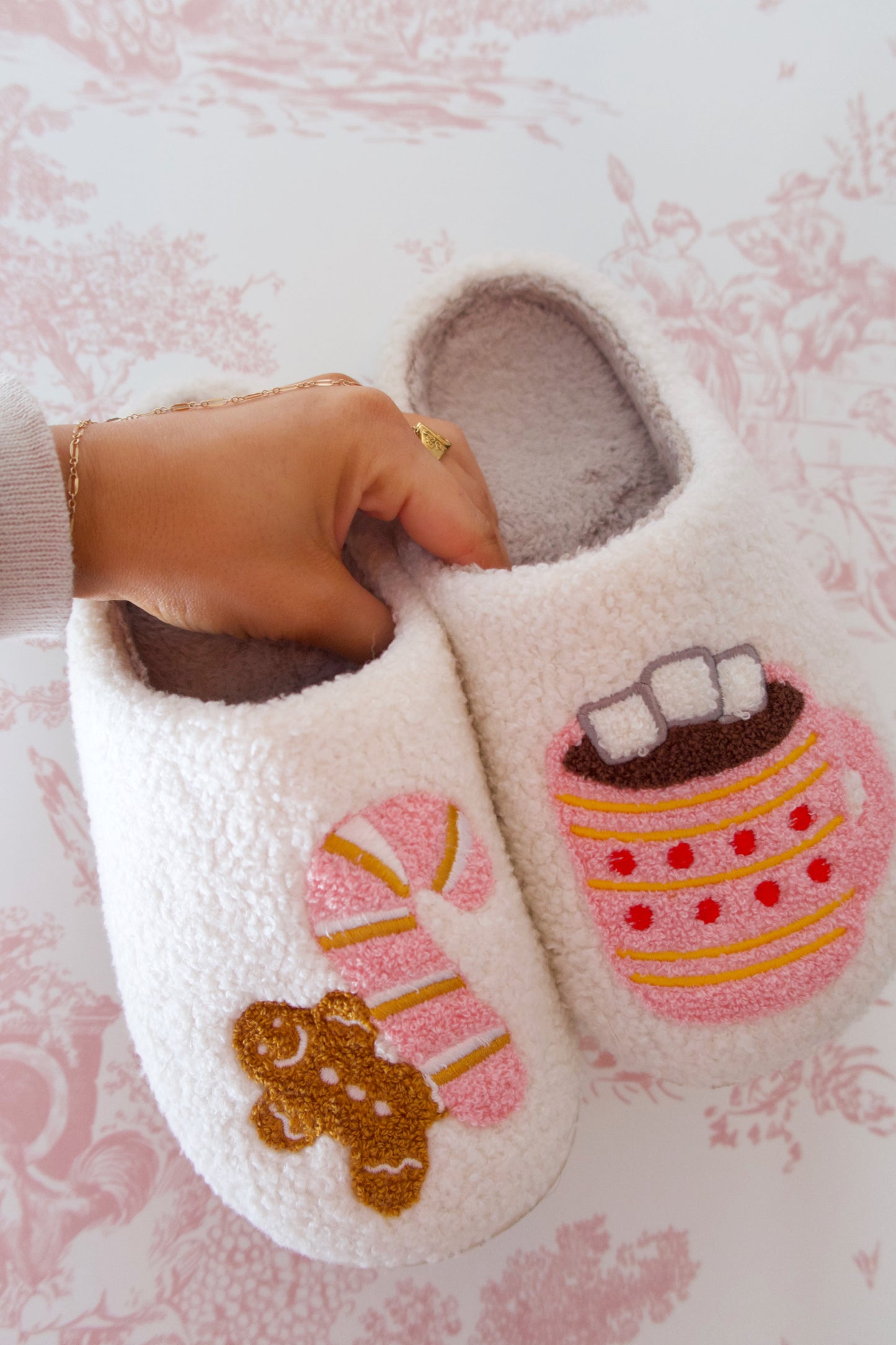 Hot Cocoa & Ginger Snap Snuggle Slippers