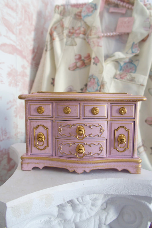 The Tutu Treasure Jewelry Chest