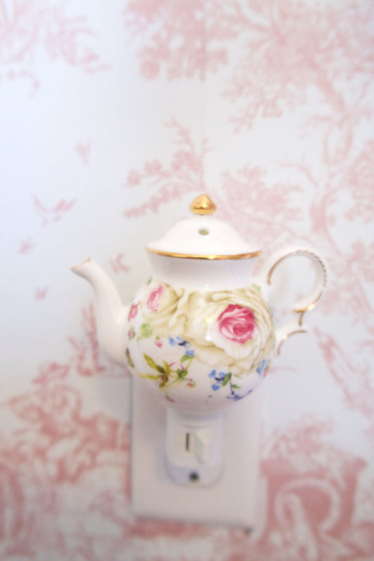 Antique Teapot Night Light