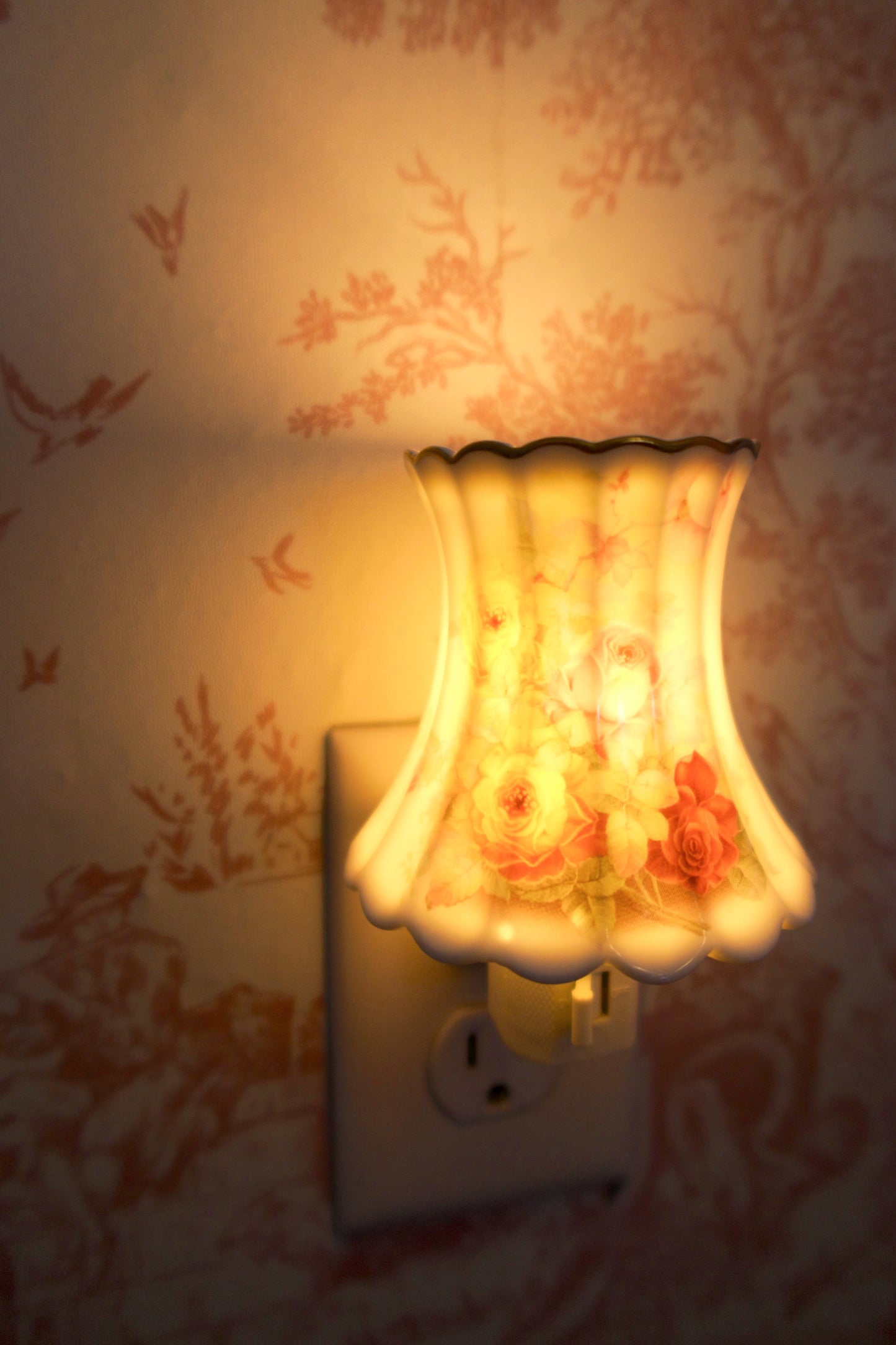 Eloise Lamp Shaded Night Light