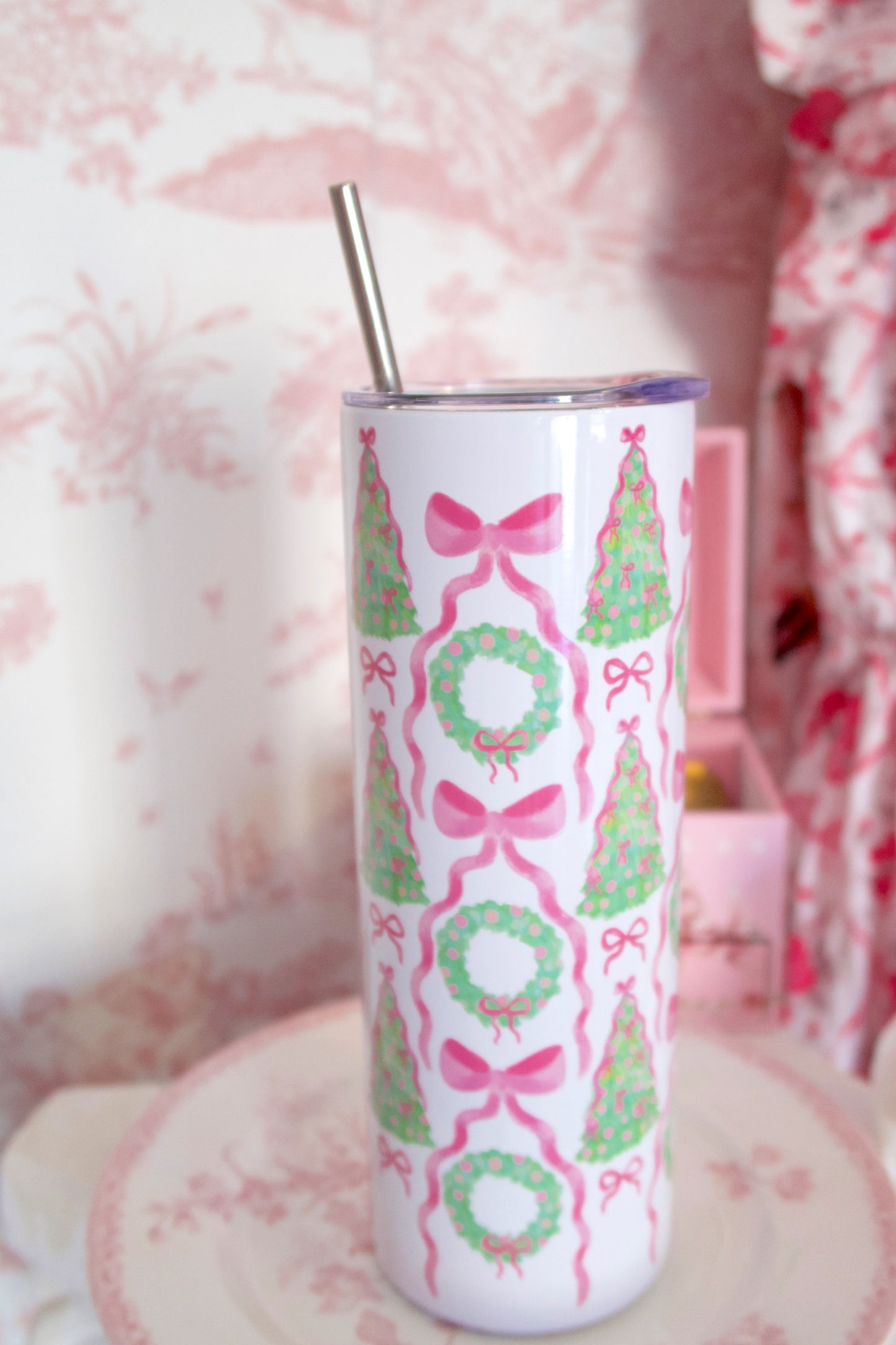 Wreath & Ribbon Tumbler