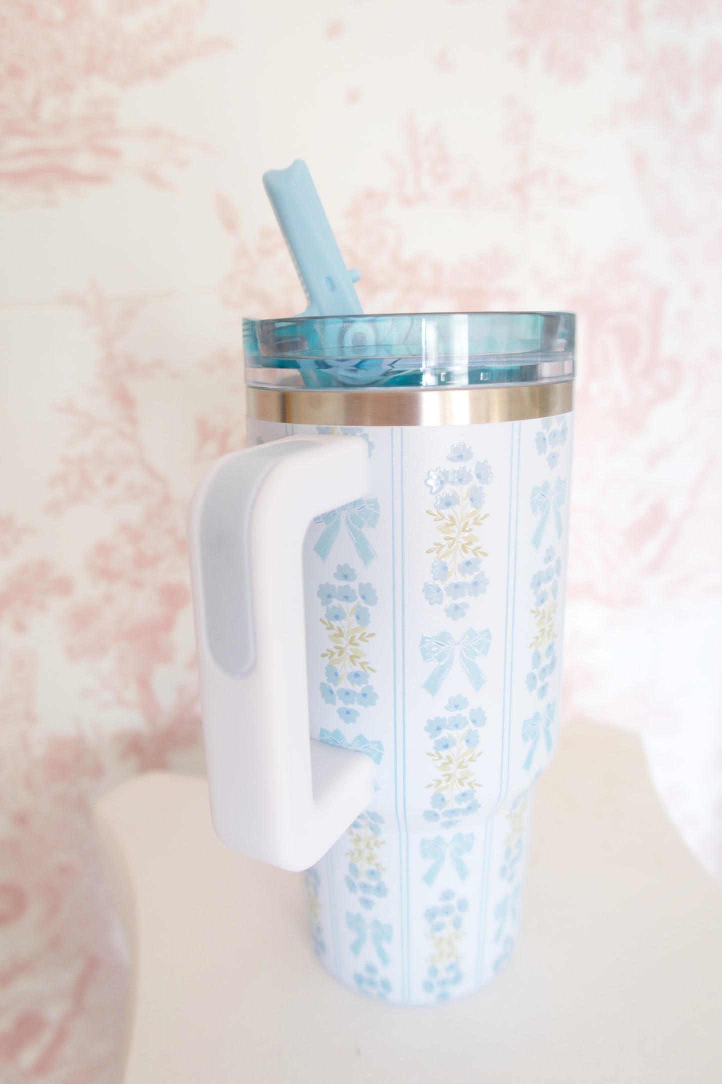 The Love Shack Tumbler 20oz - Cinderella Blue