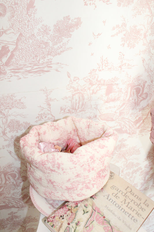 Fleur De Toile Puff Bucket