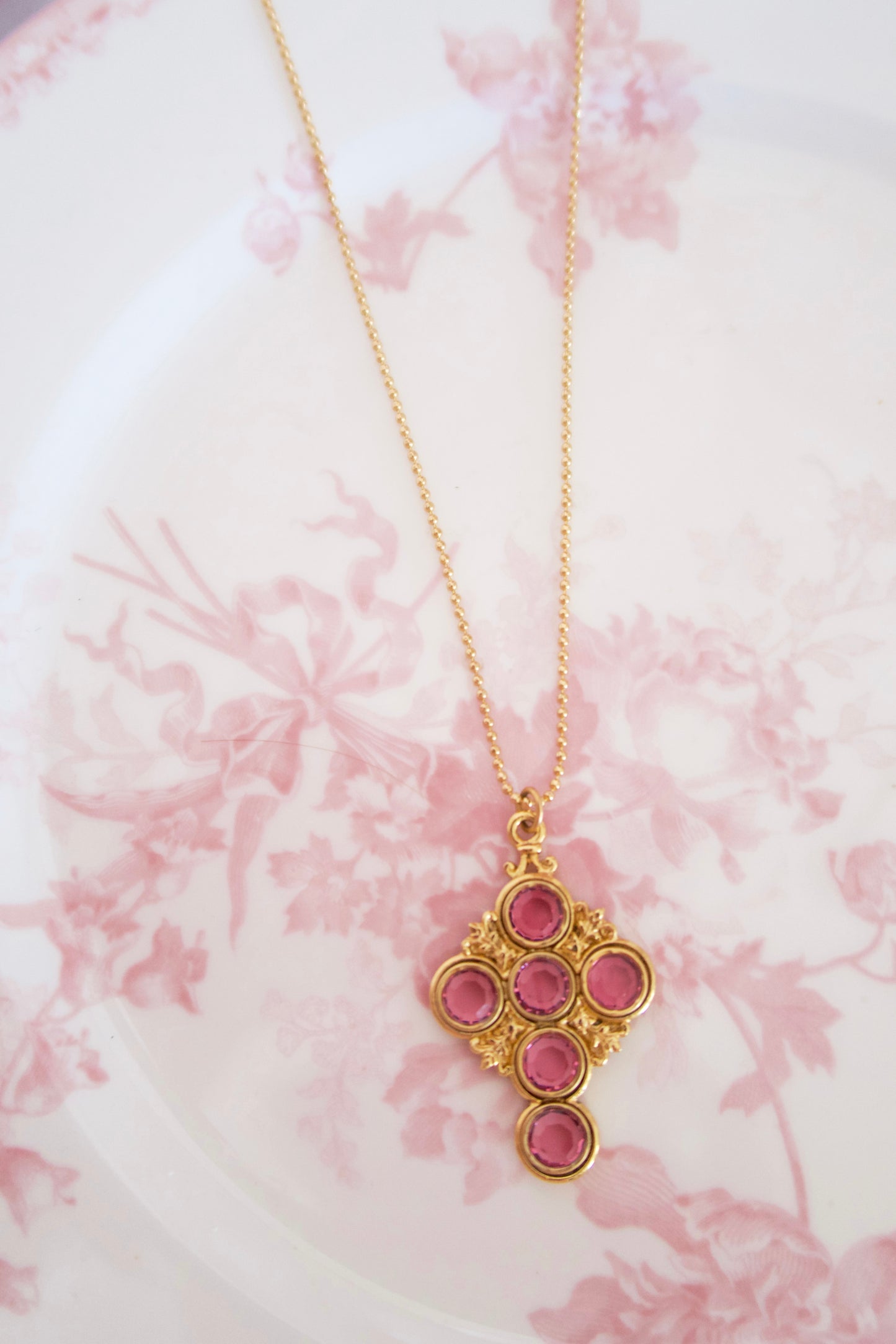 Romantic Reverence Necklace