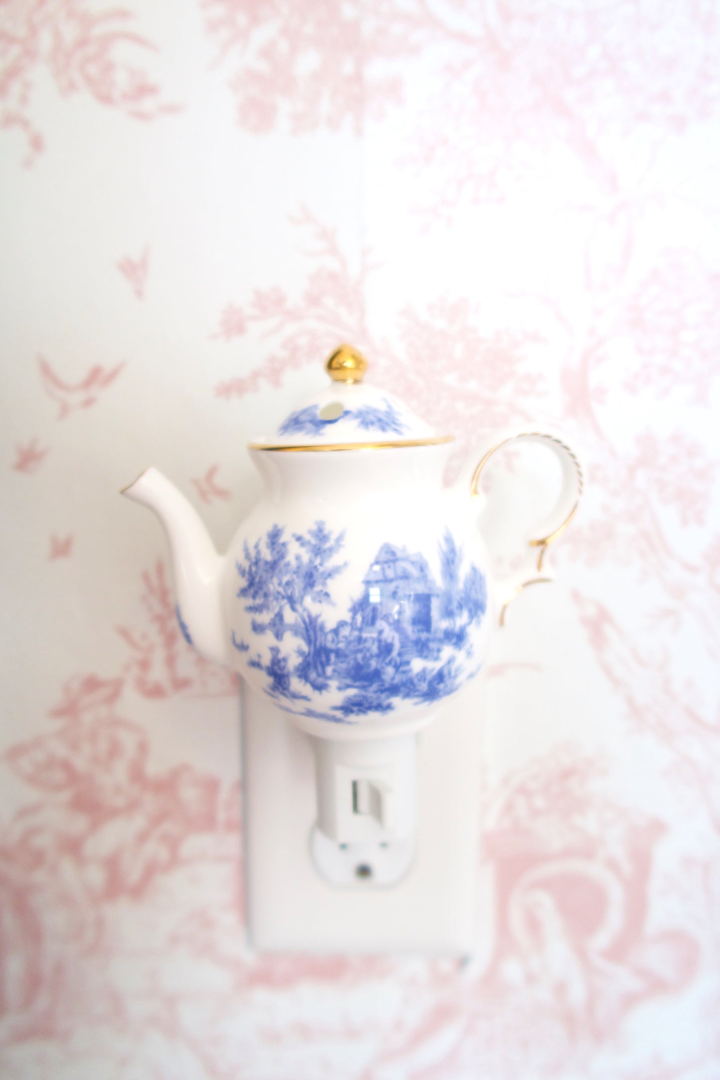 Cinderella’s Tea Time Night Light