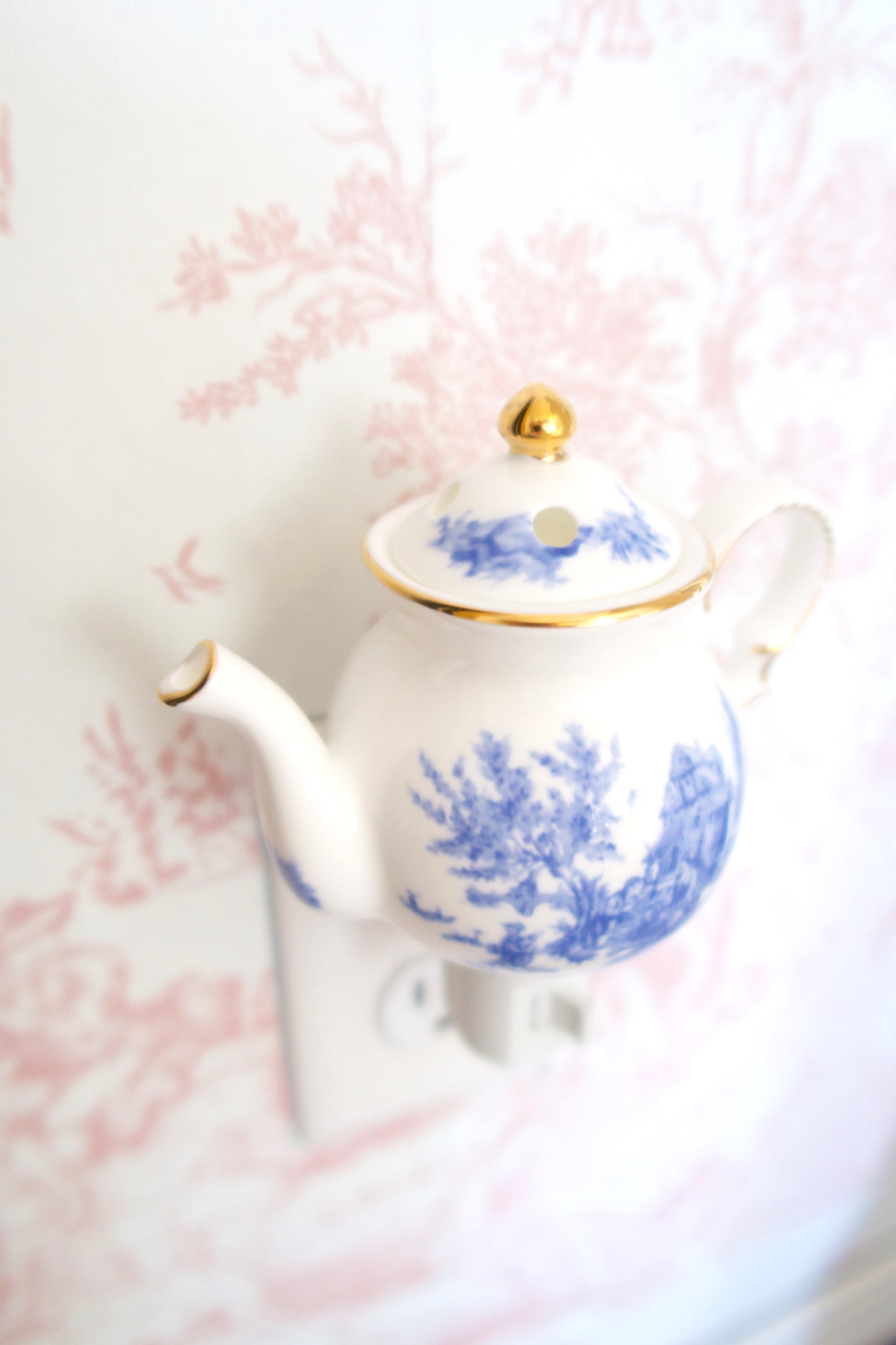 Cinderella’s Tea Time Night Light
