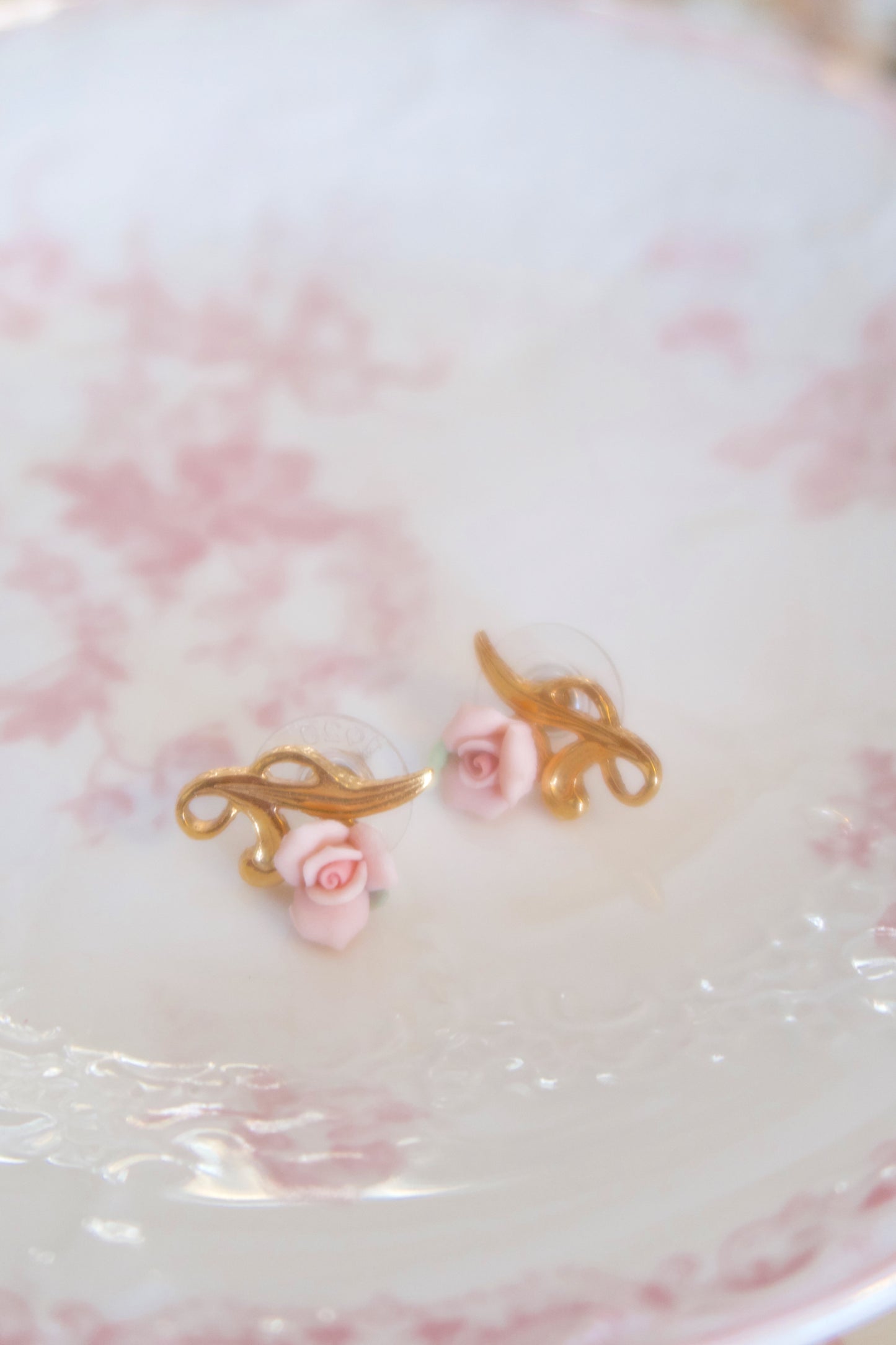 Rosette Royal Earrings