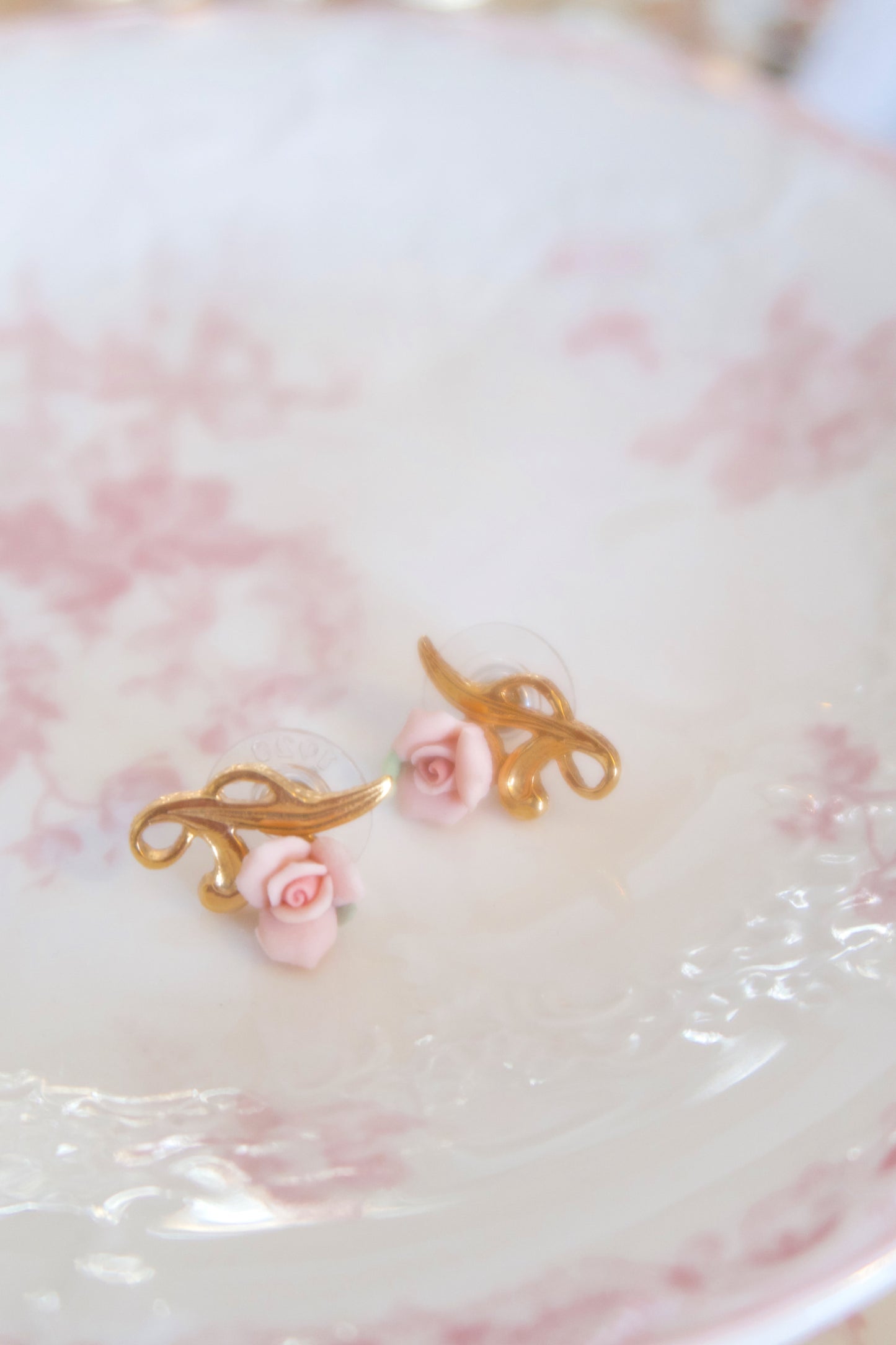 Rosette Royal Earrings