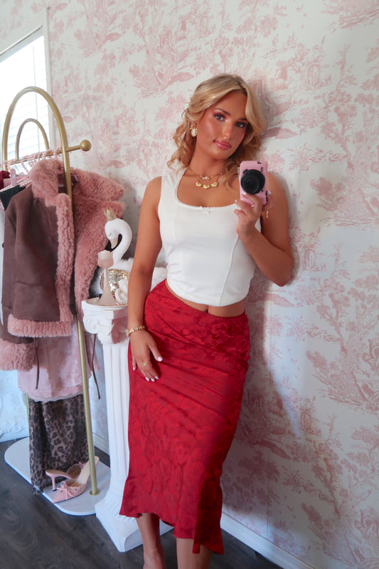 The Lady Crimson’s Bloom Vintage Skirt