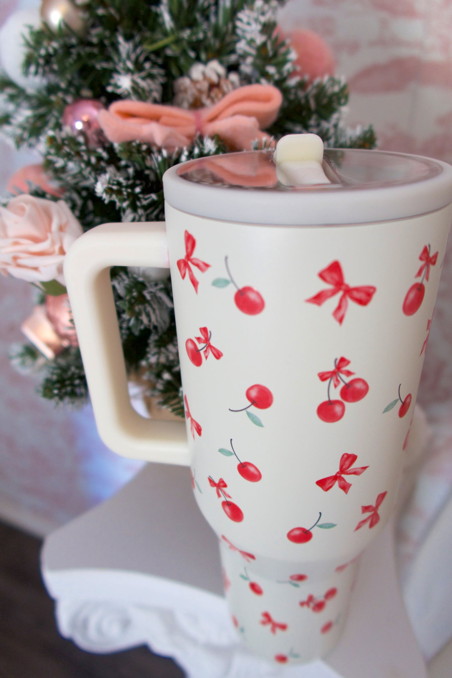 Bow-Tied Berries Tumbler