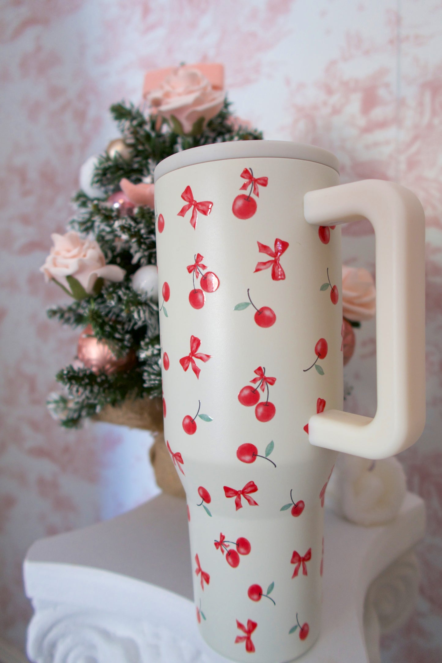 Bow-Tied Berries Tumbler