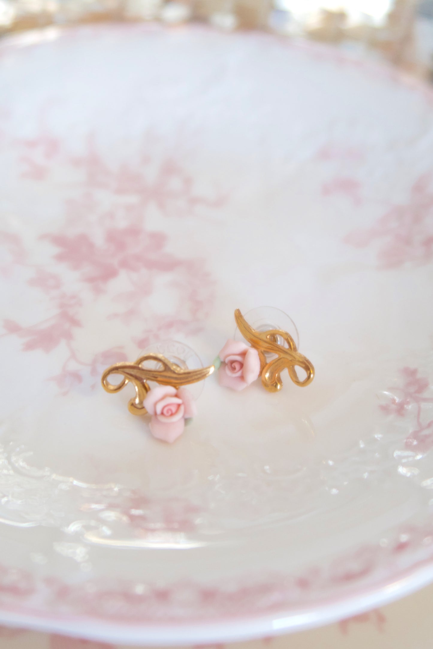 Rosette Royal Earrings