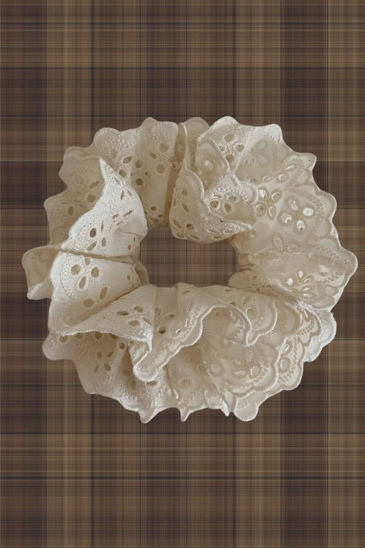 Fleur d’Anglaise Scrunchie