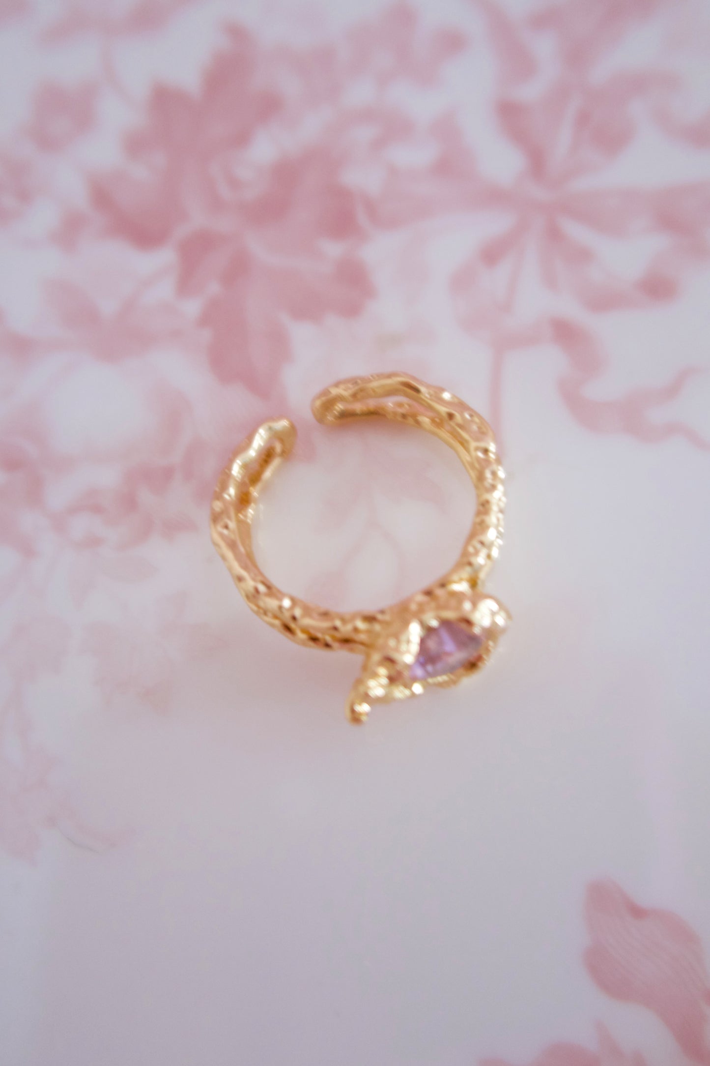 Cupid’s Keepsake 18K Gold Ring