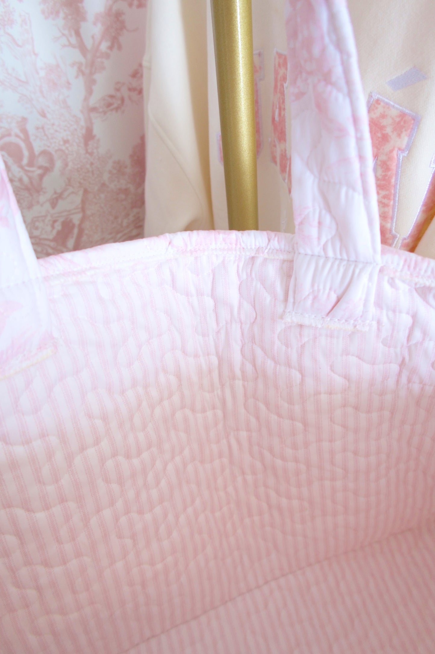 Toile En Rose Pink Quilted Tote Bag