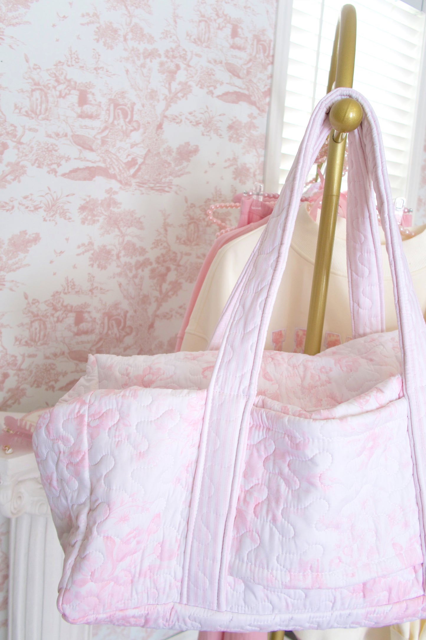 Toile En Rose Pink Quilted Weekender Bag