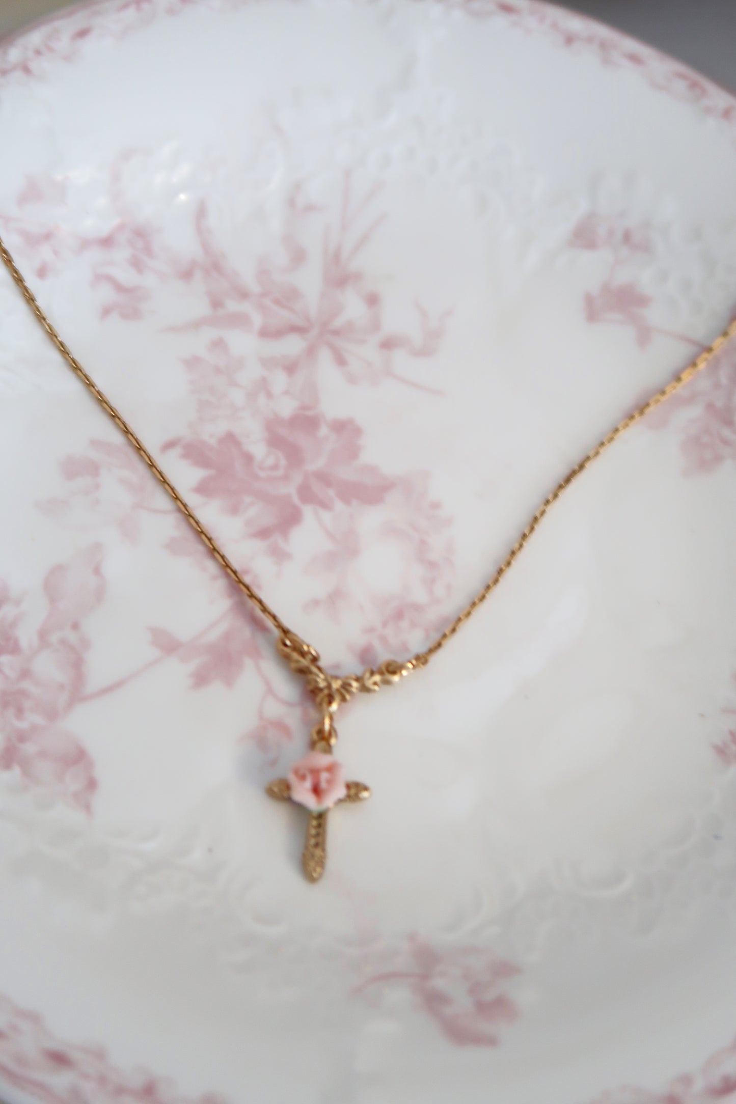 Belle’s Fleur & Faith Necklace