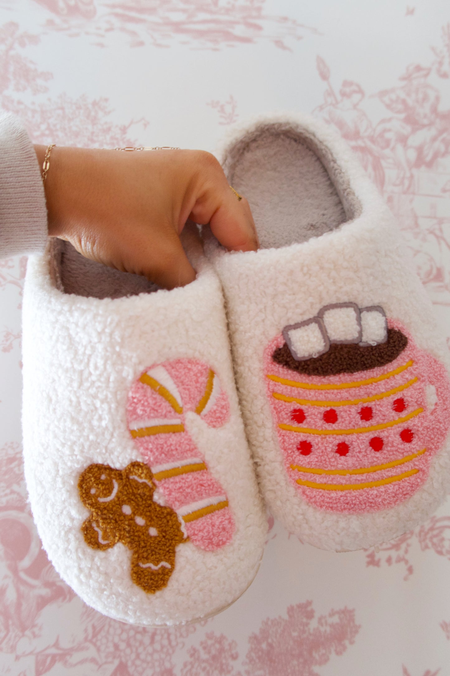 Hot Cocoa & Ginger Snap Snuggle Slippers