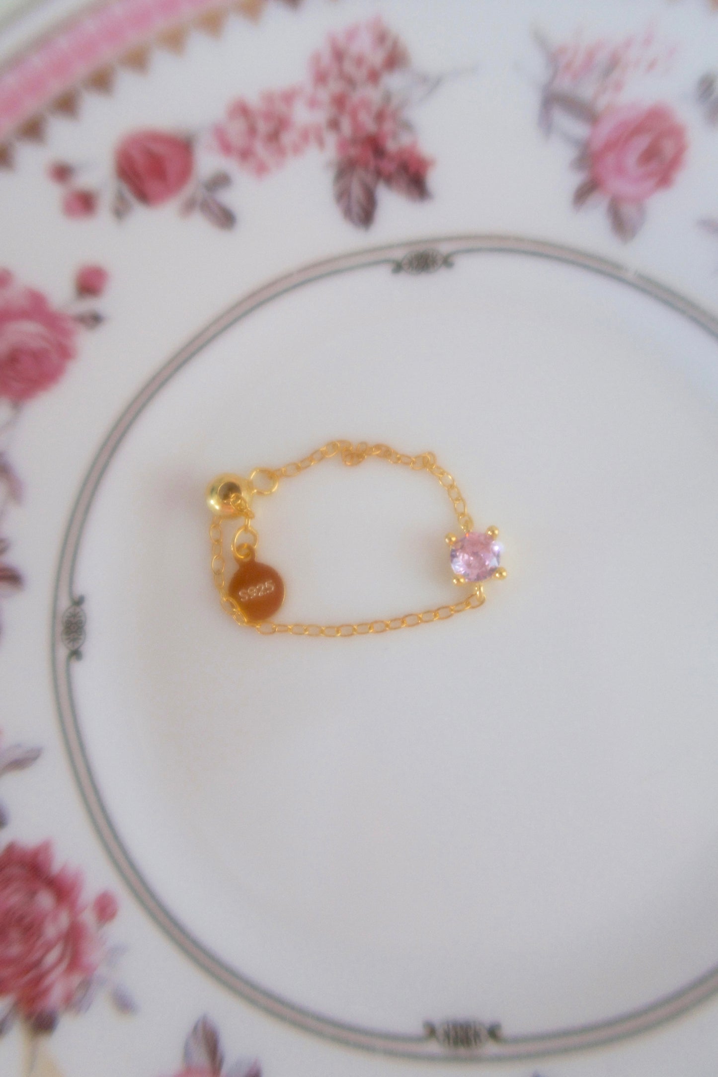 Strawberry Soirée Chain Ring