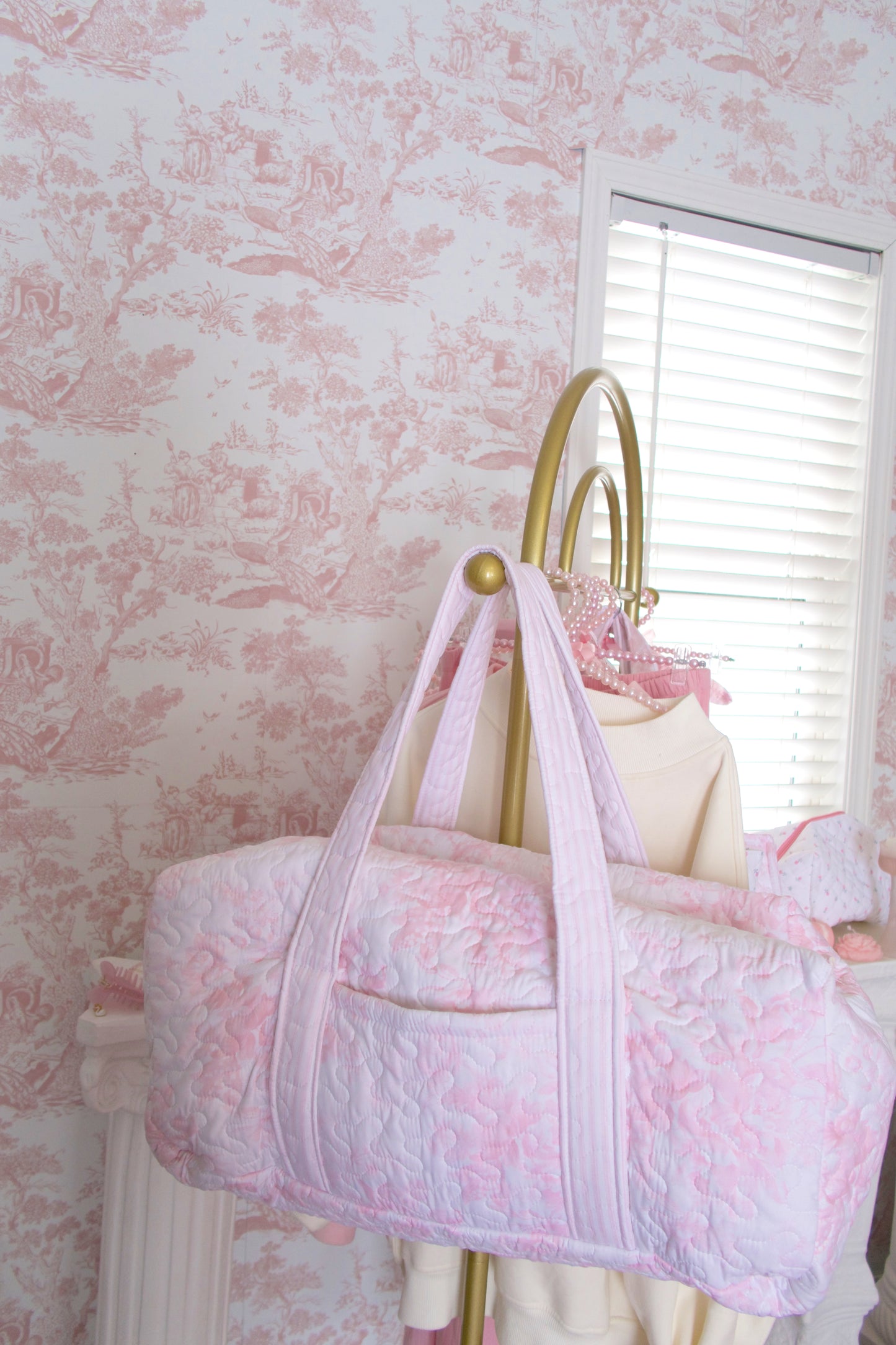 Toile En Rose Pink Quilted Weekender Bag