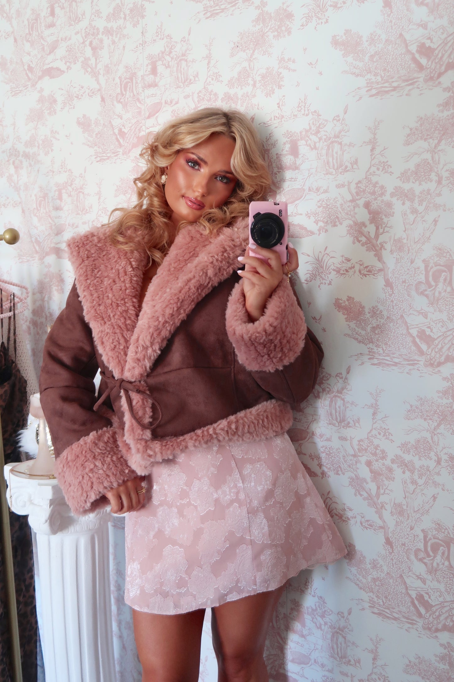 Vogue En Rose Fur Coat