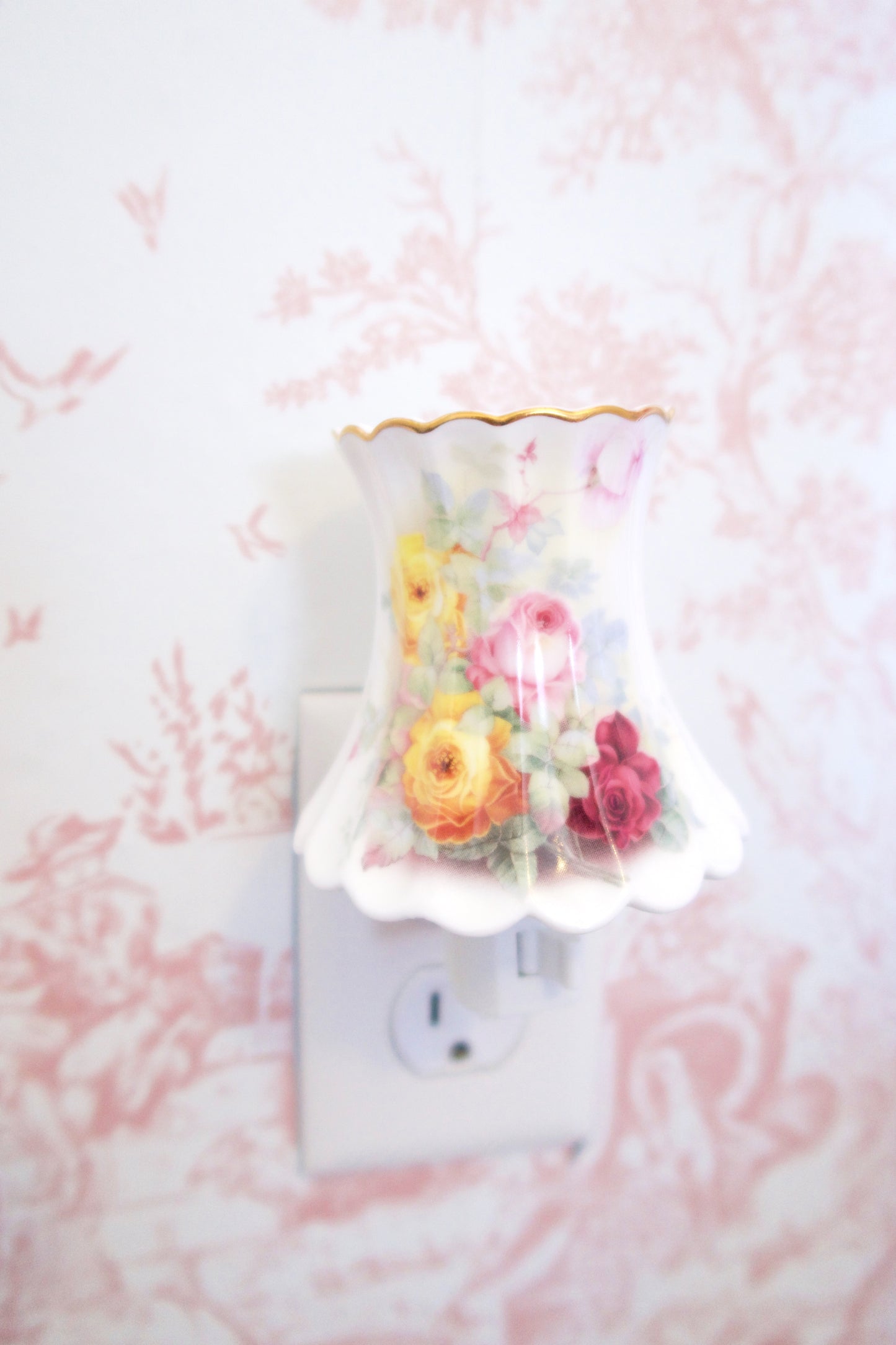 Eloise Lamp Shaded Night Light