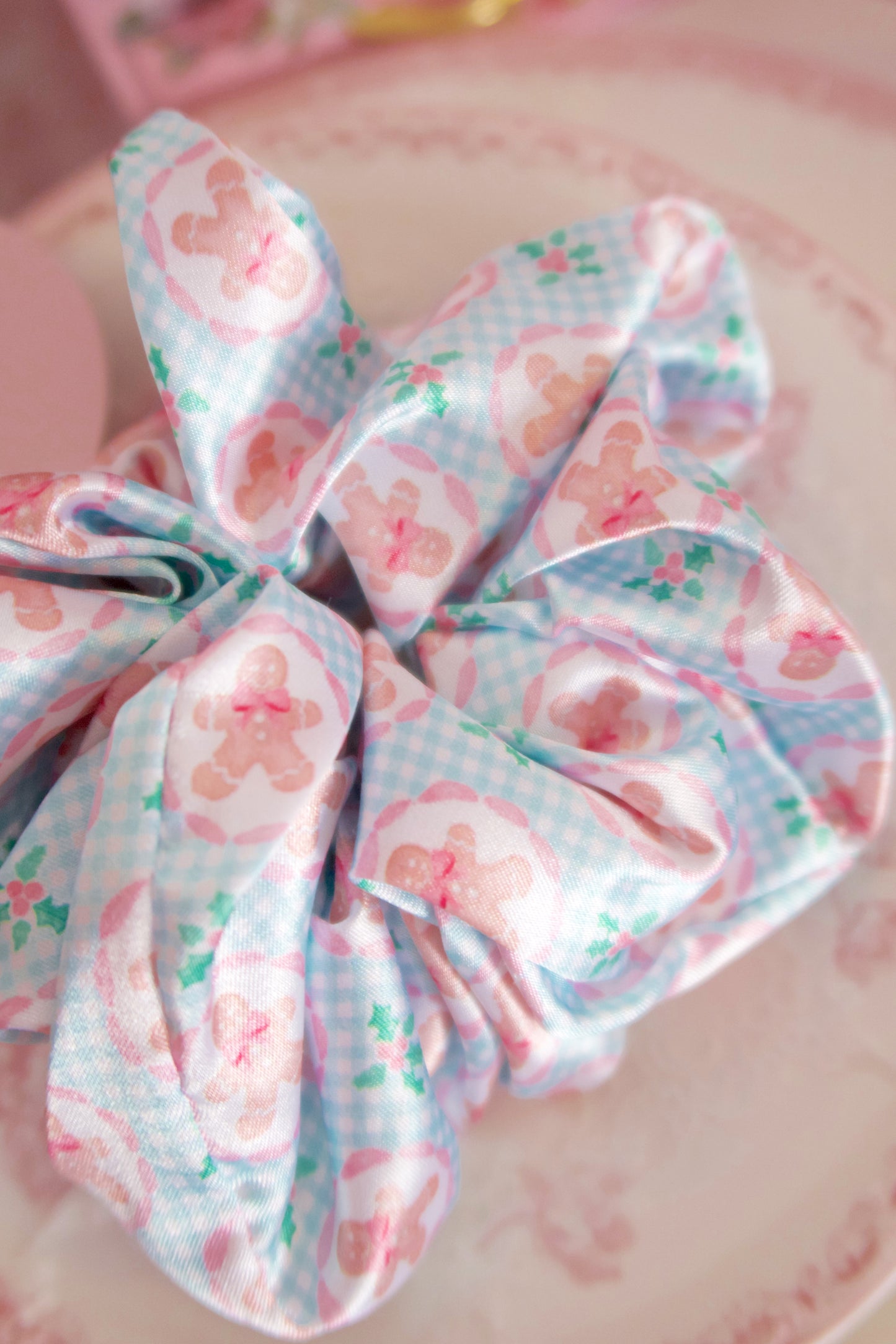 Sugar & Spruce Delight Scrunchie