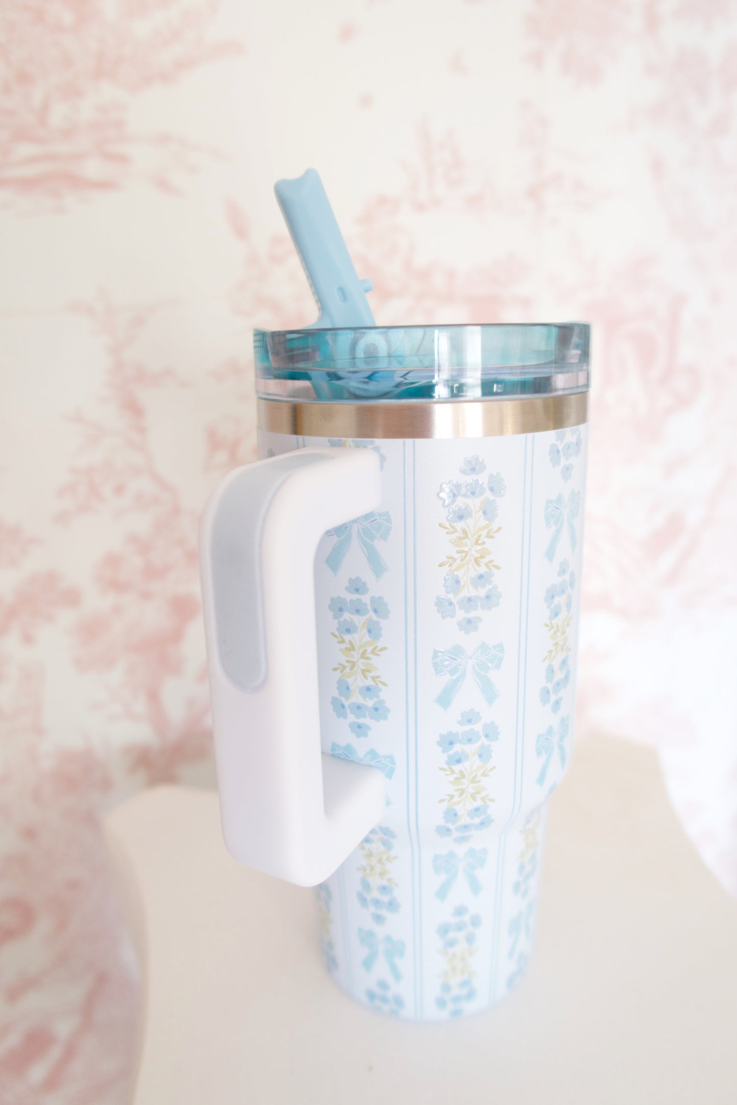 The Love Shack Tumbler 20oz - Cinderella Blue