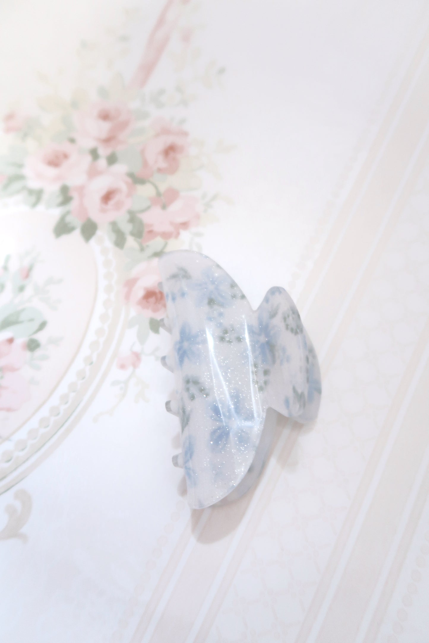 Aloha Shimmer Claw Clip - Ocean Blooms
