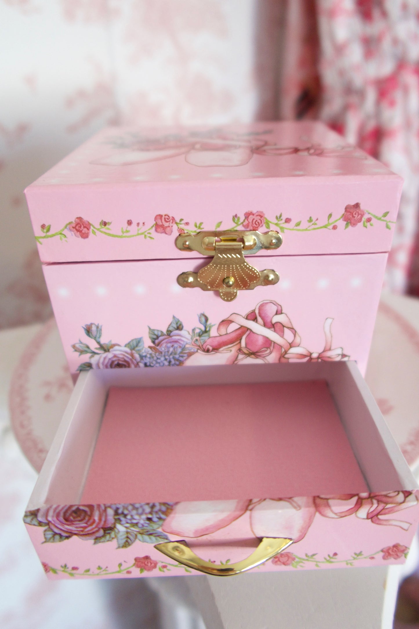 Ballet Slippers Jewelry Box 👸🏼🩰