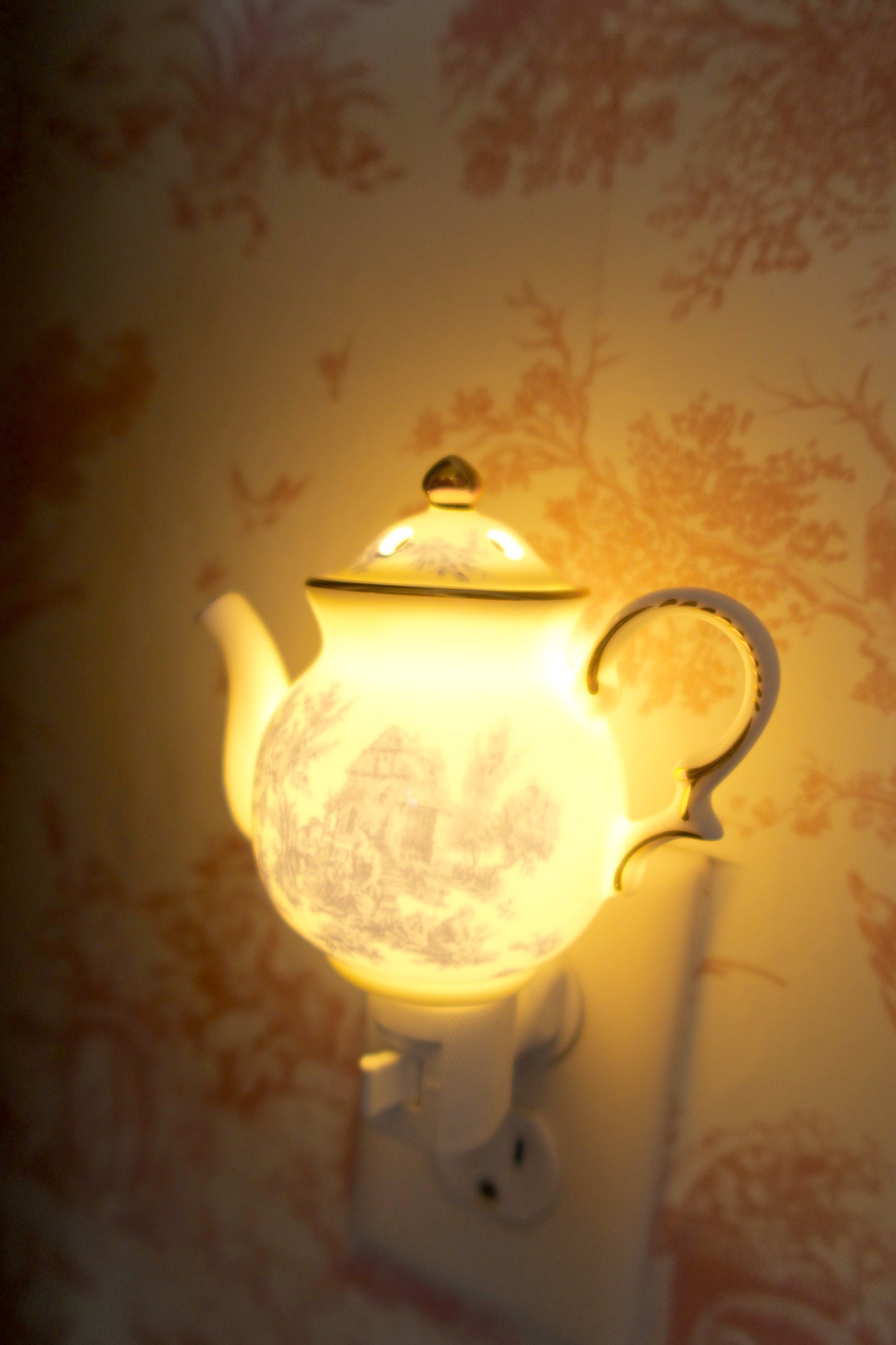Cinderella’s Tea Time Night Light